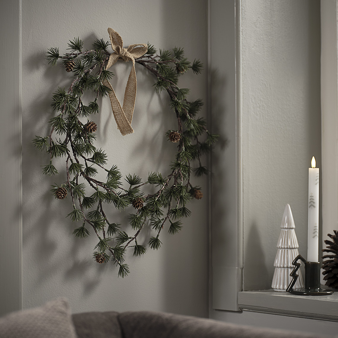 Set di 2 federe decorative natalizie per soggiorno, motivo albero di Natale ricamato, bianco, 45 x 45 cm | Leroy Merlin